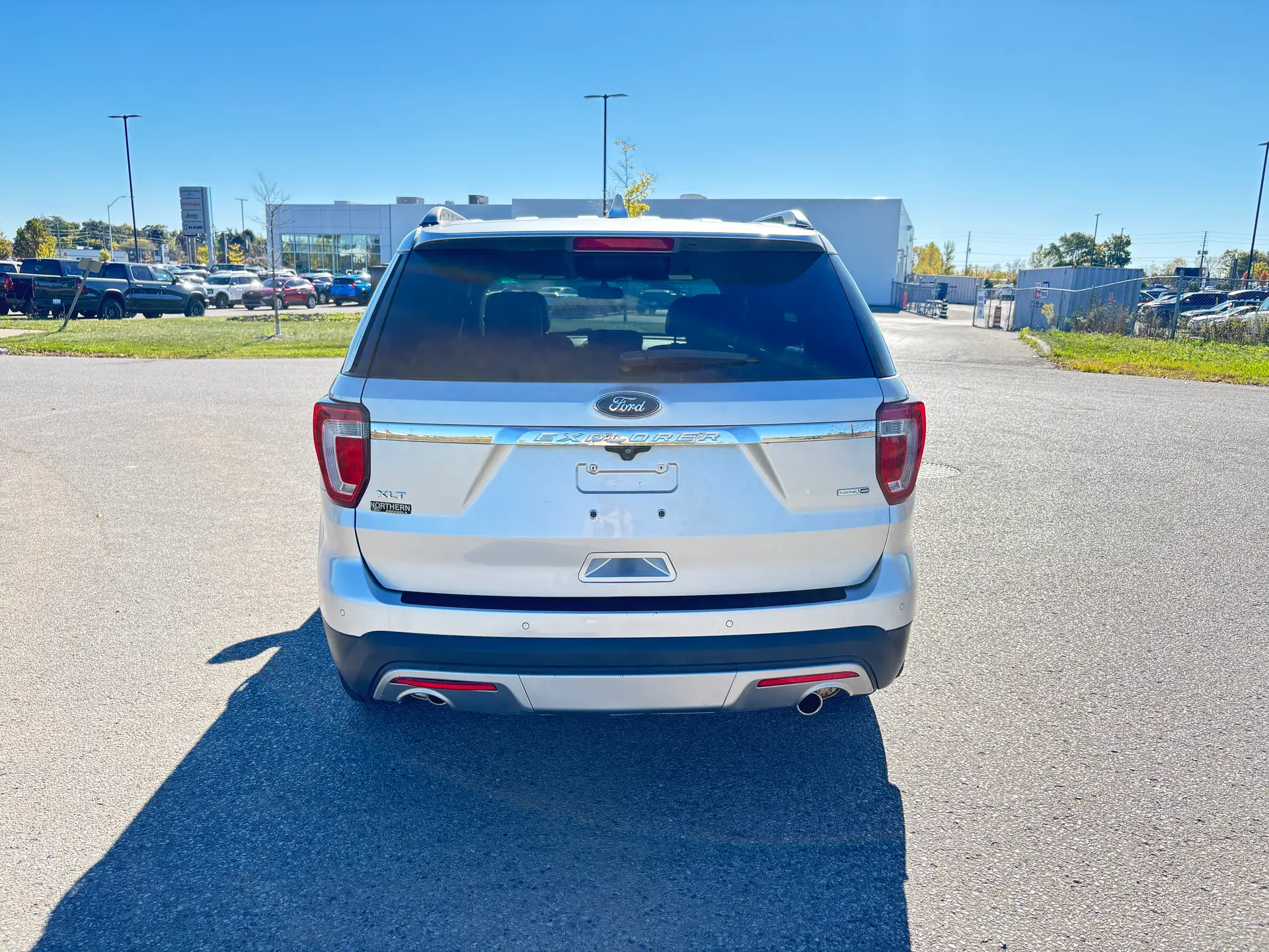 
								2016 Ford Explorer XLT 7 Seater | ONLY 100,000 km (Safetied) full									