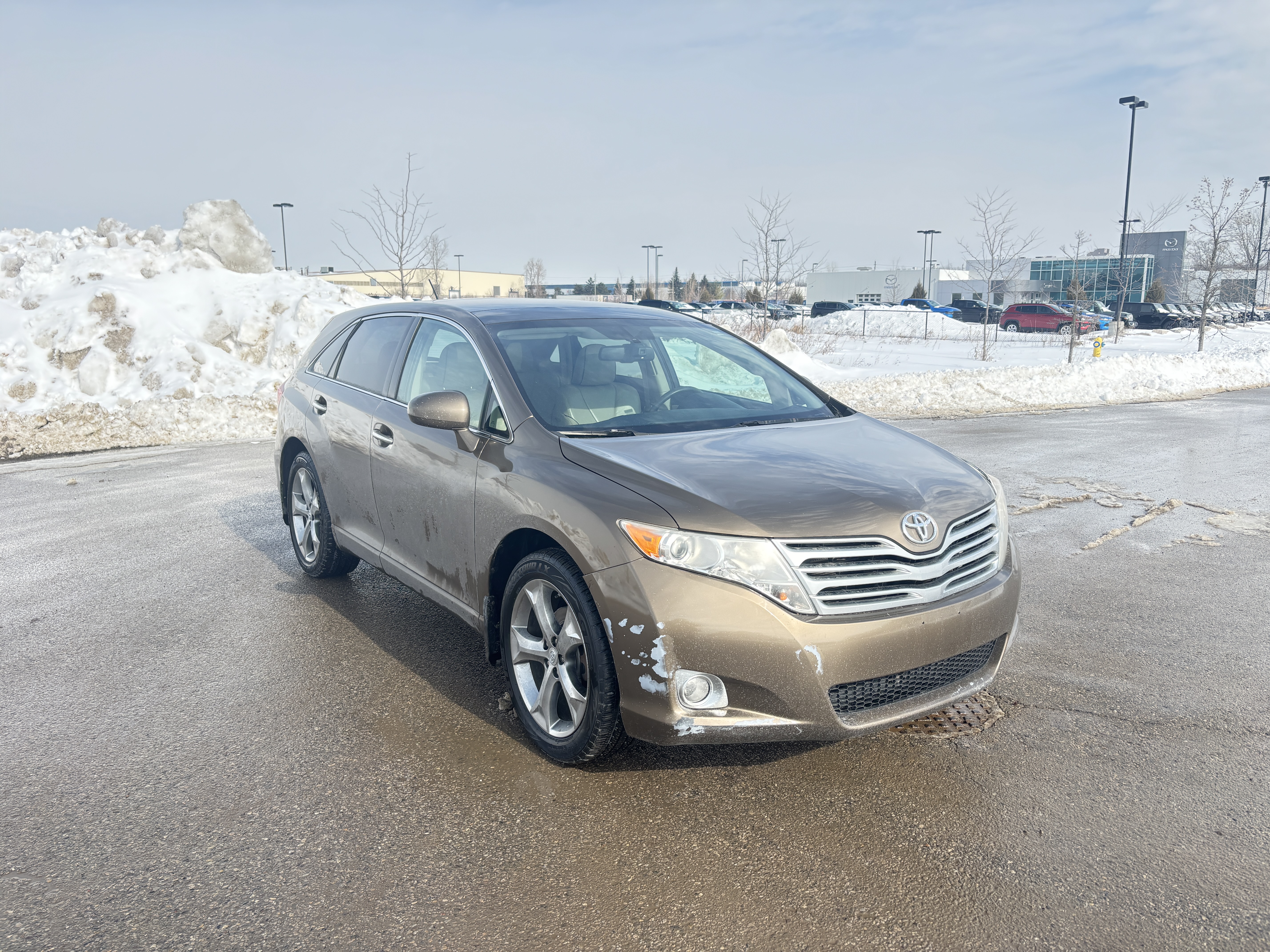 
								Toyota Venza AWD (Safetied) 140,000Km full									