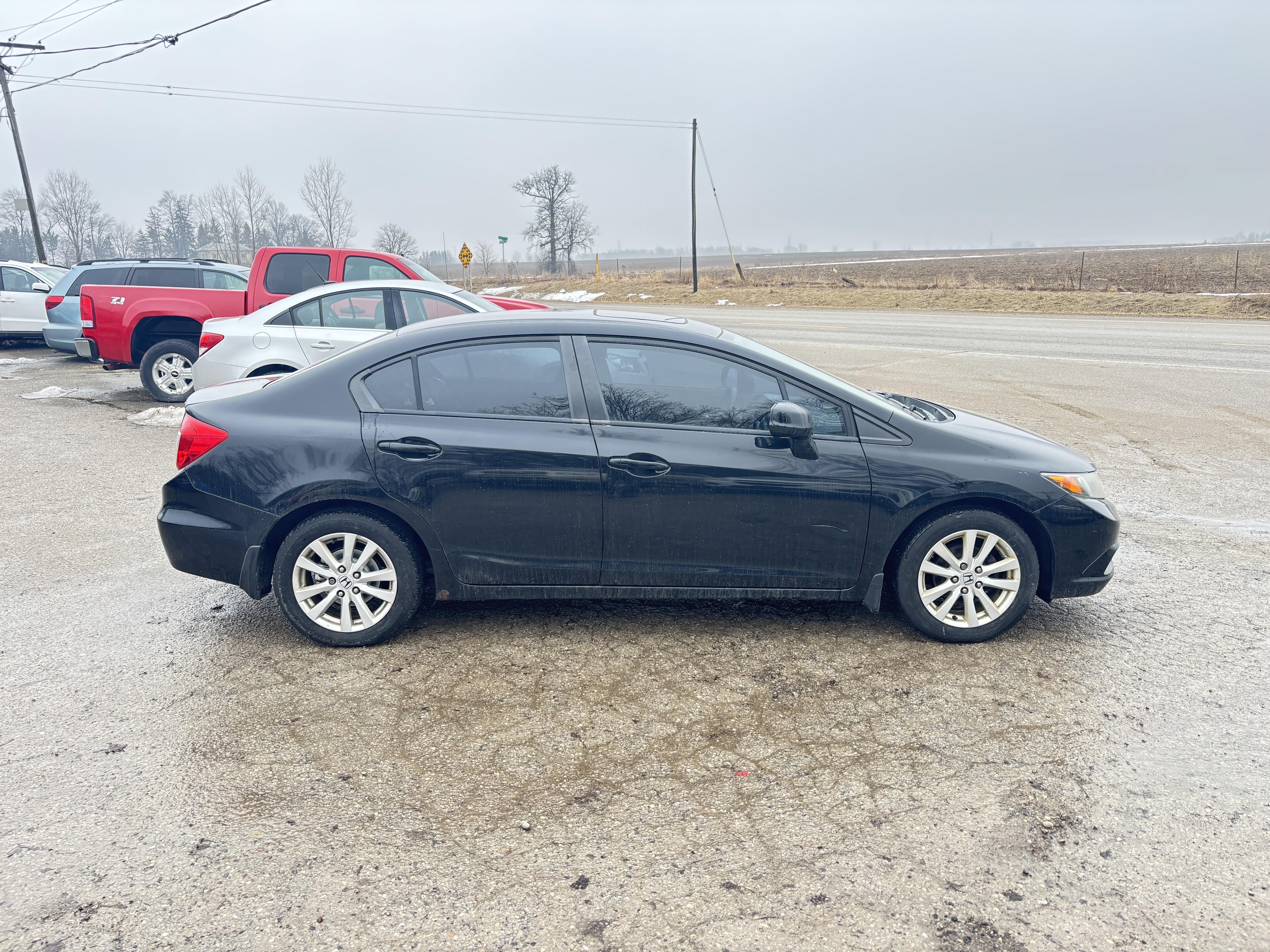 
								2012 Honda Civic | Safetied | Manual full									