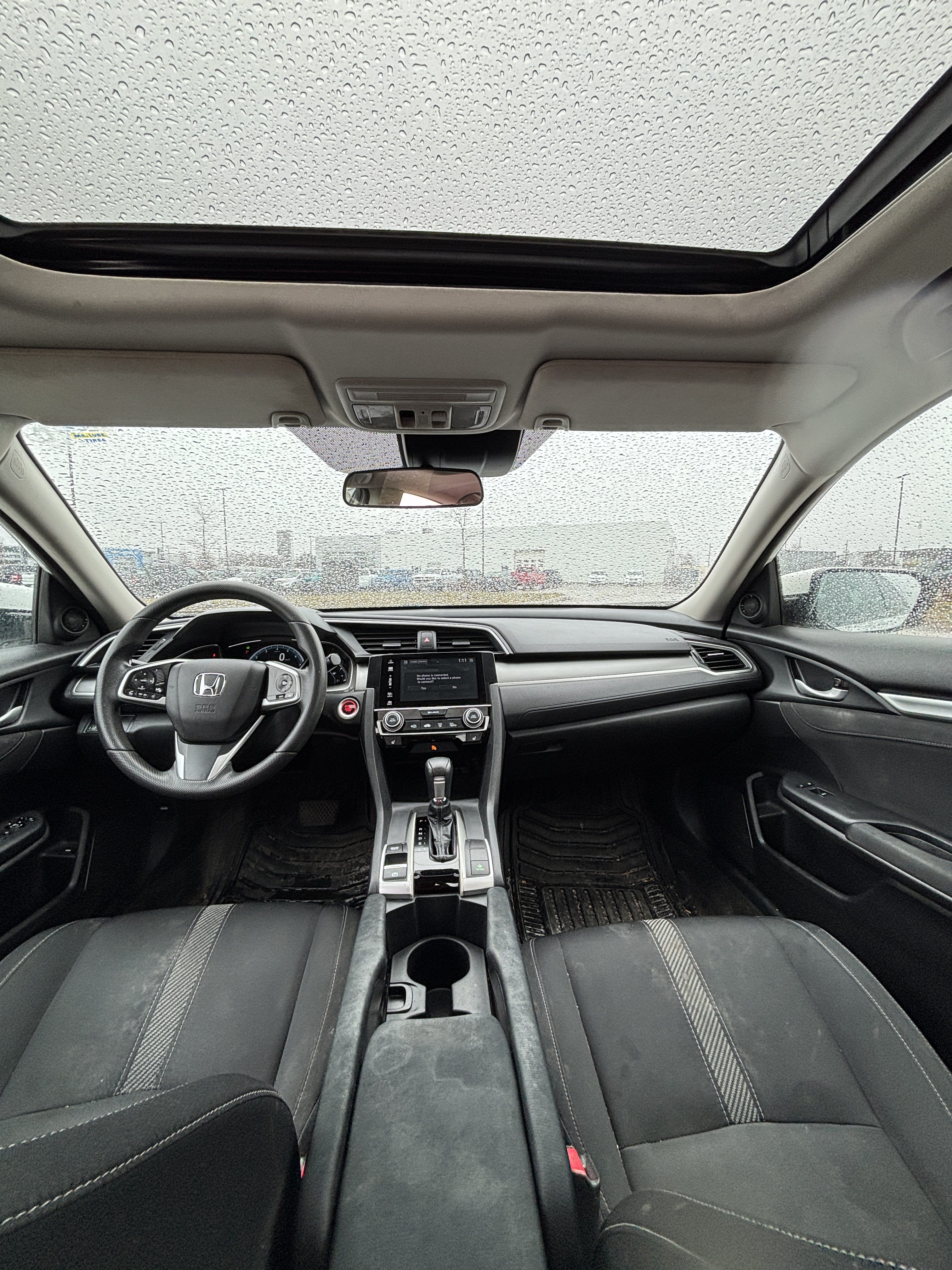 
								2017 Honda Civic | Safetied | Warranty full									