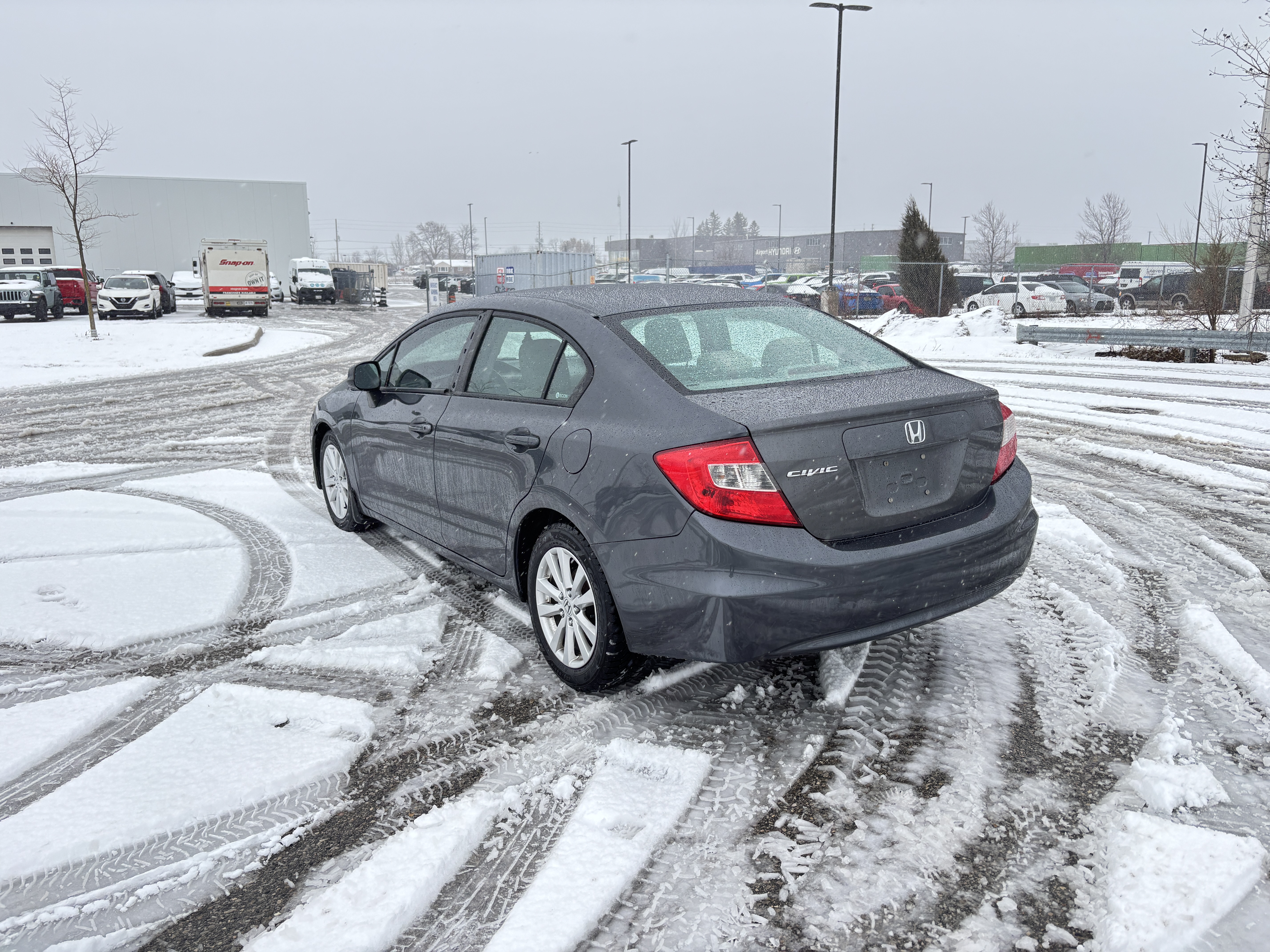 
								2012 Honda Civic LX | Safetied | Warranty full									