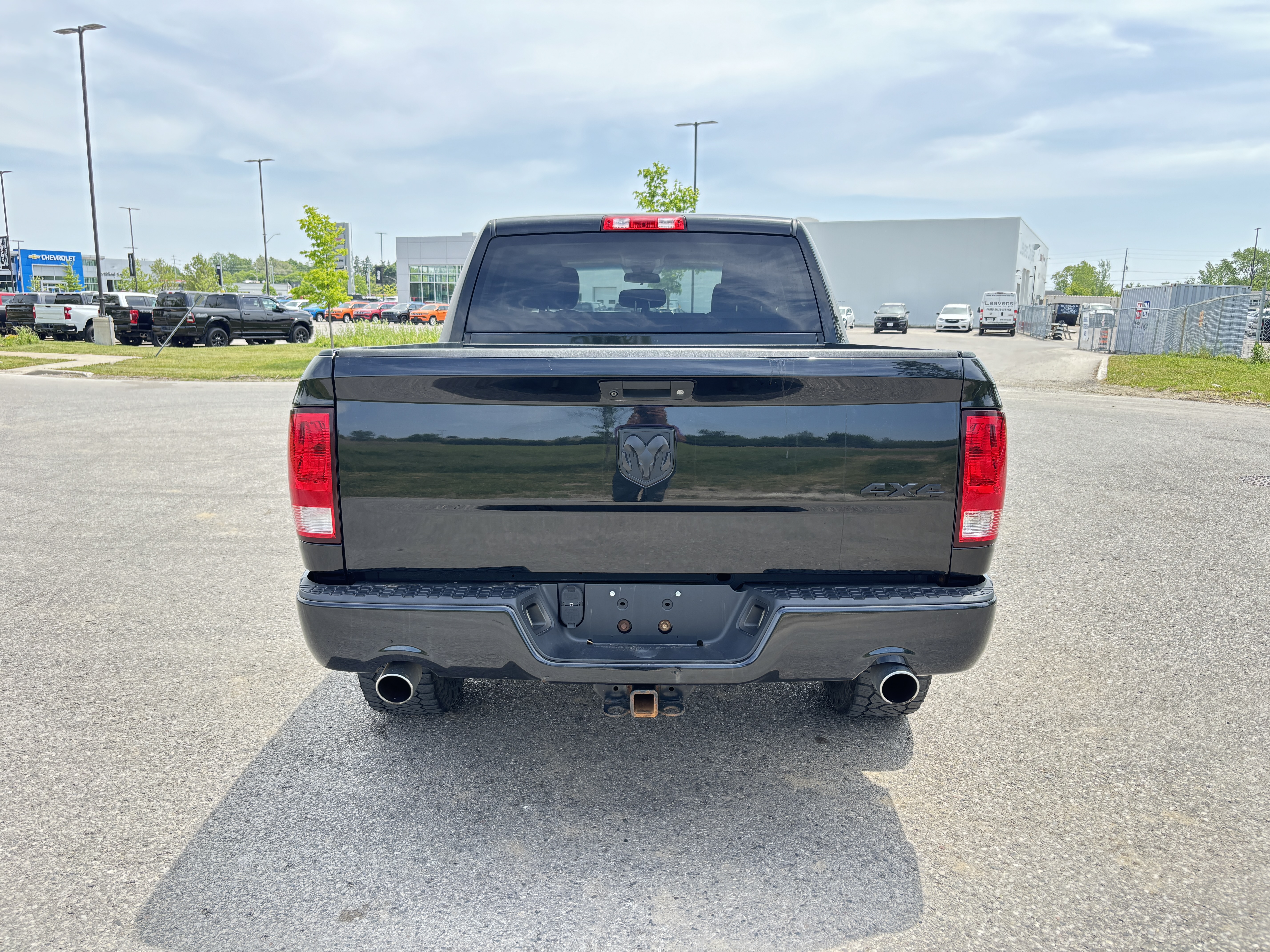 
								2017 Dodge Ram 5.7 Hemi 4×4 As-is full									