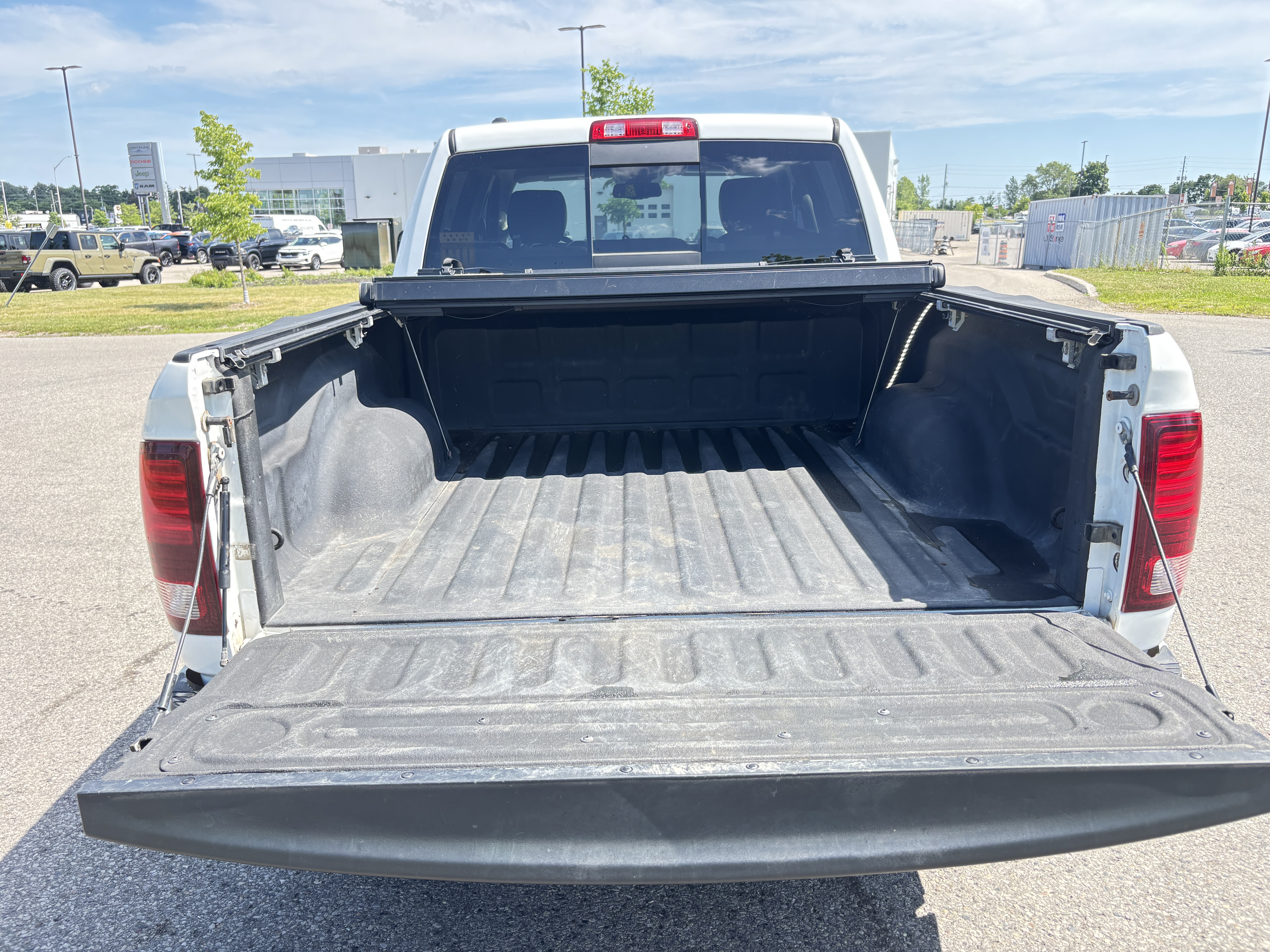 
								2013 Dodge Ram 5.7L $8,990 As-is Runs & Drives full									
