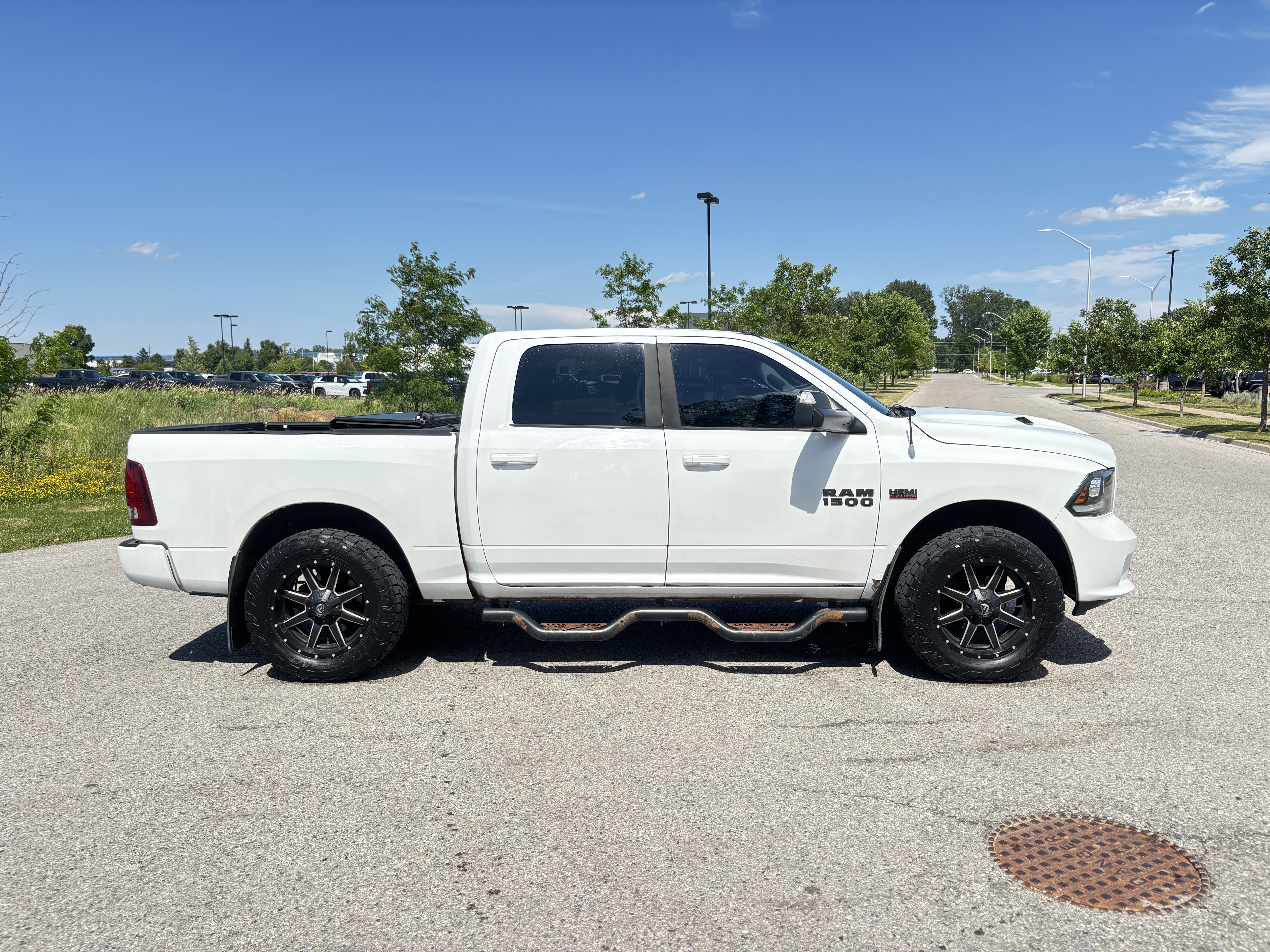 
								2013 Dodge Ram 5.7L $8,990 As-is Runs & Drives full									