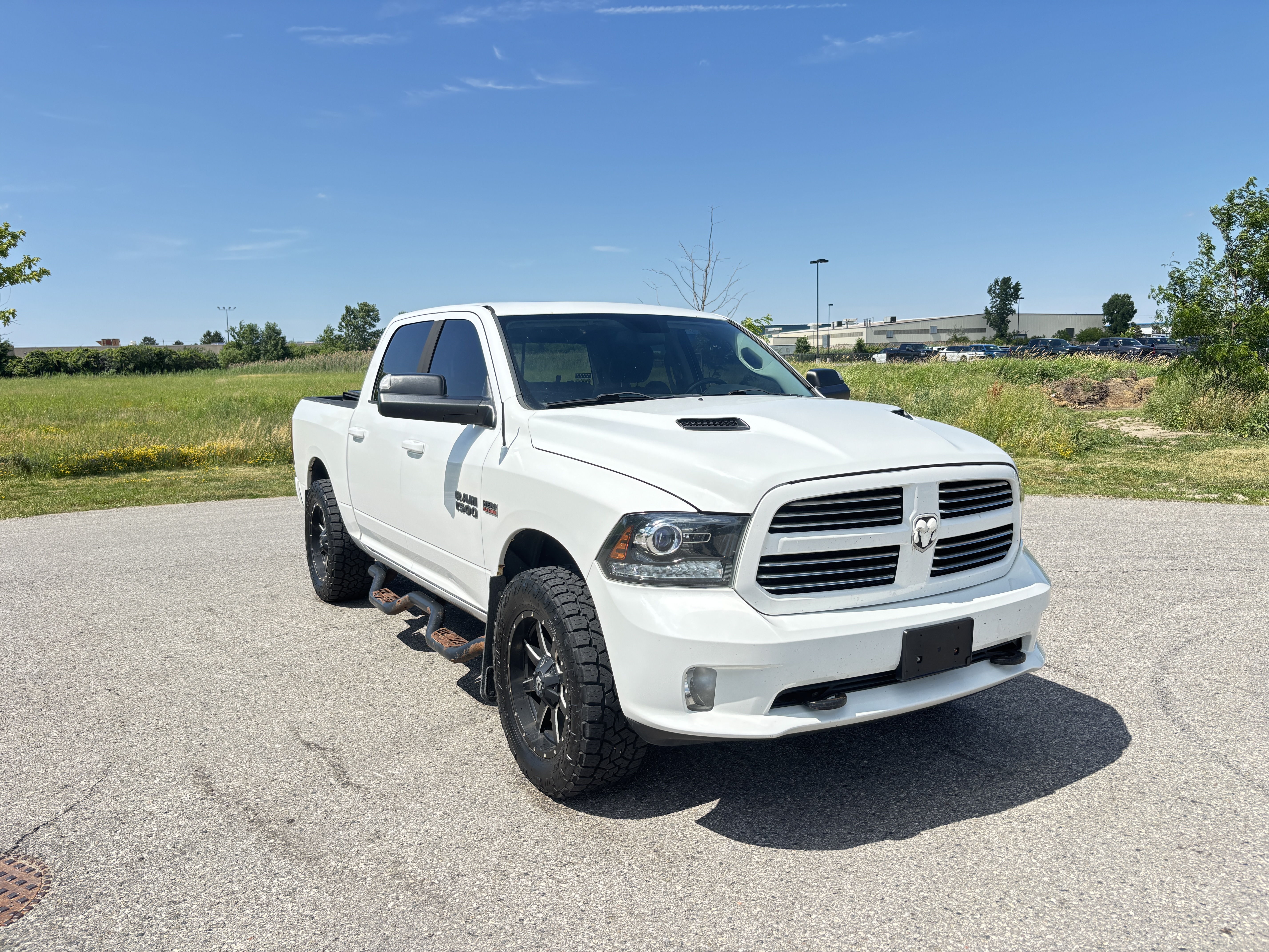 
								2013 Dodge Ram 5.7L $8,990 As-is Runs & Drives full									