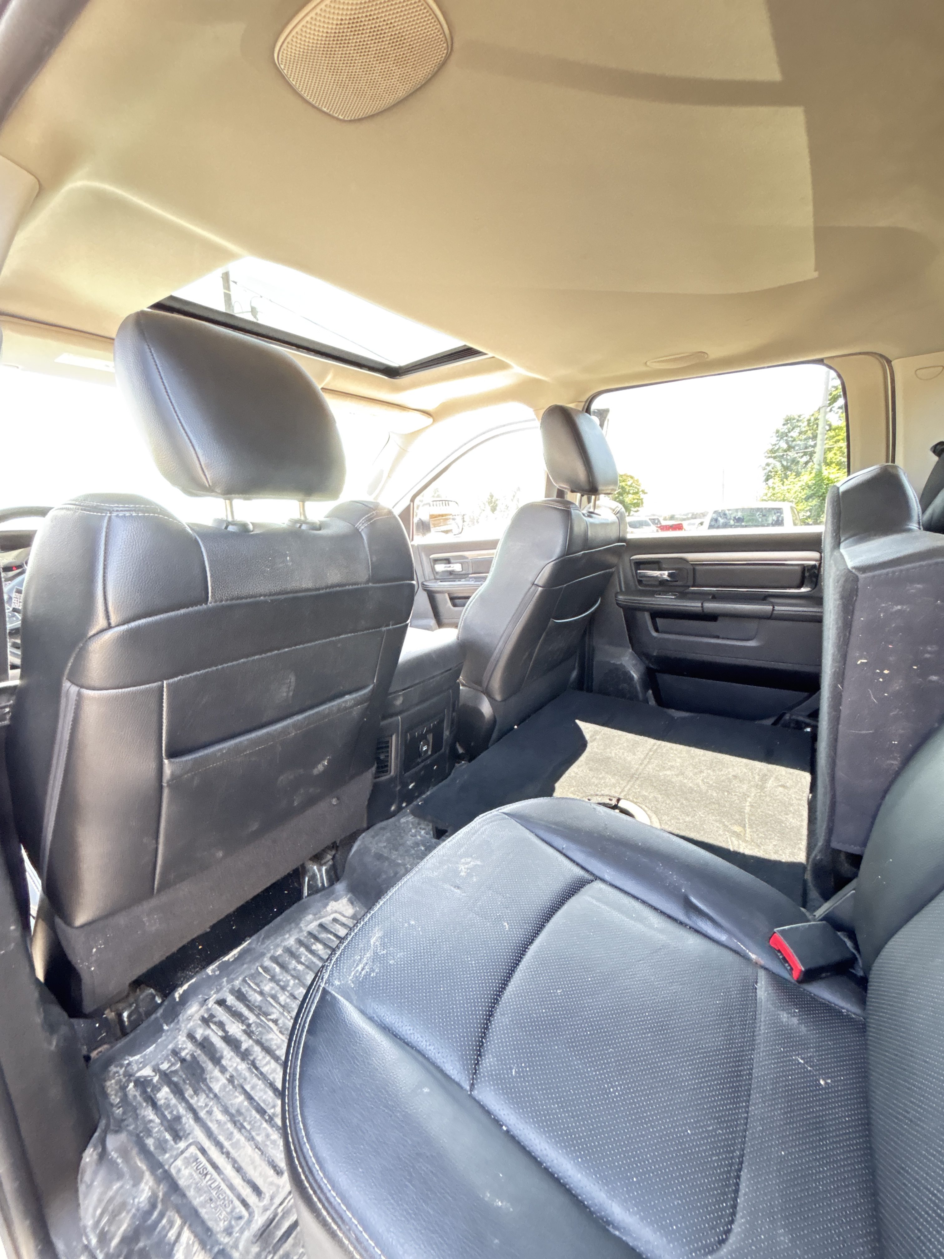 
								2013 Dodge Ram 5.7L $8,990 As-is Runs & Drives full									