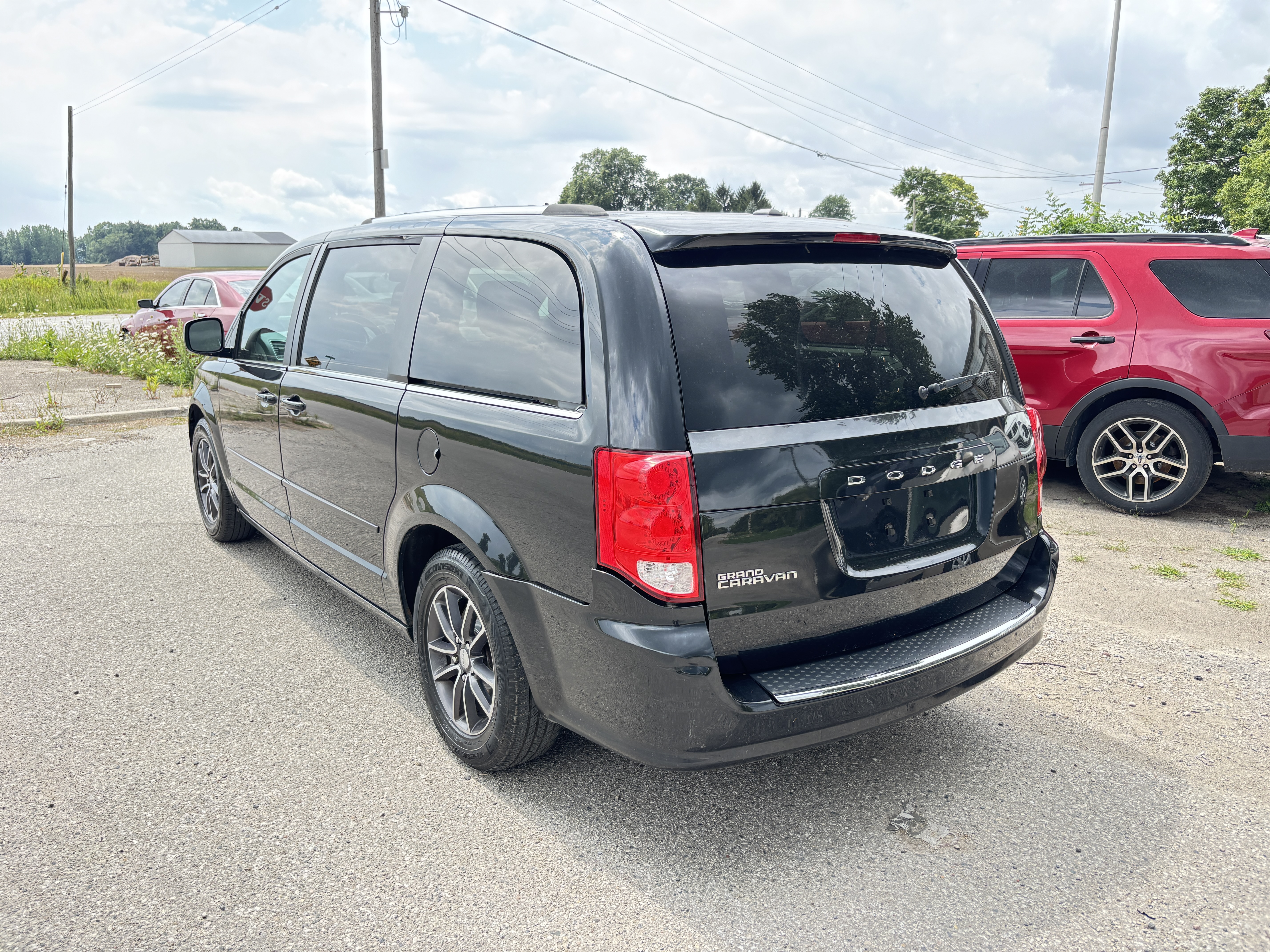 
								2017 Dodge Grand Caravan Safetied full									