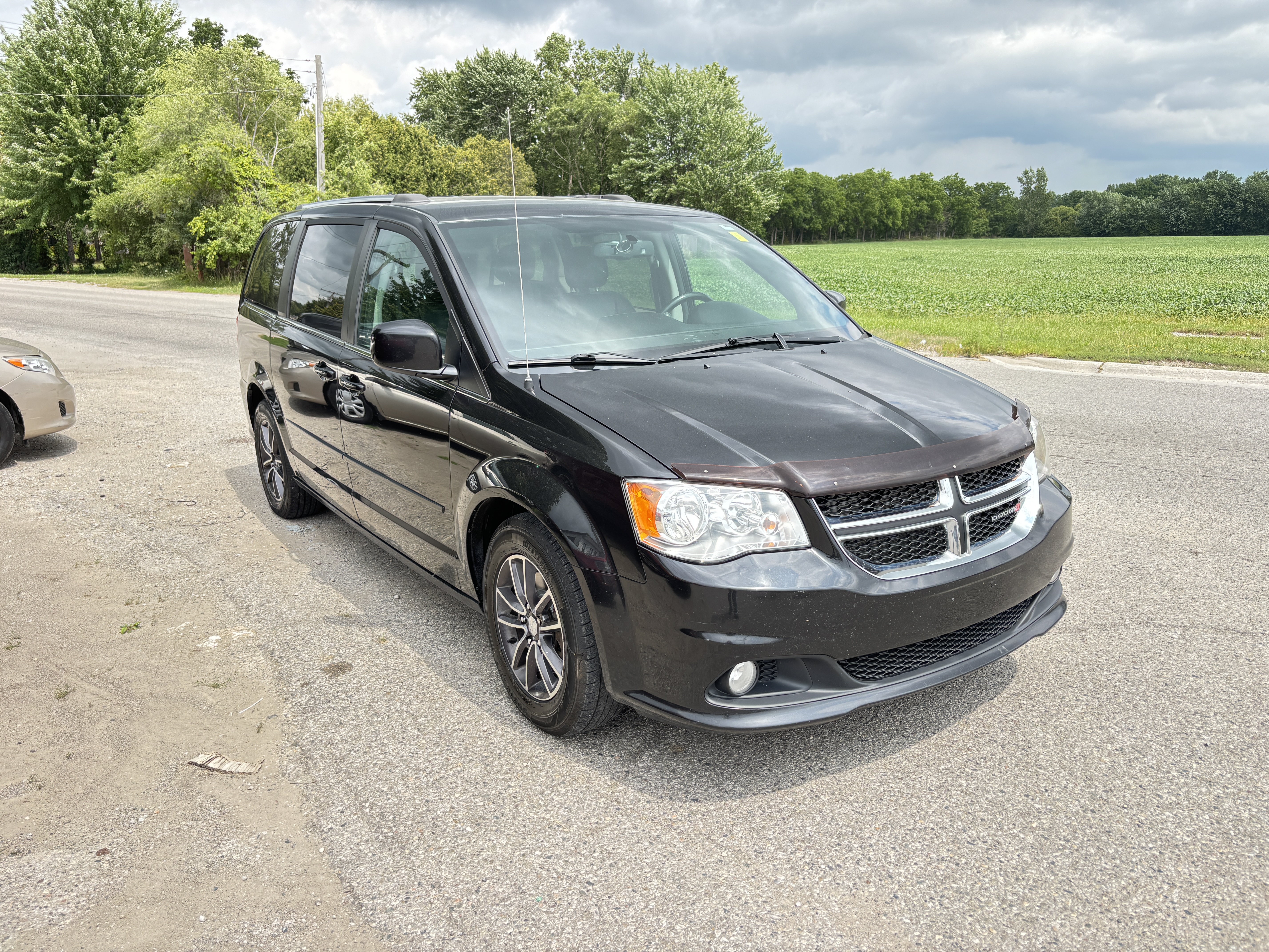 
								2017 Dodge Grand Caravan Safetied full									
